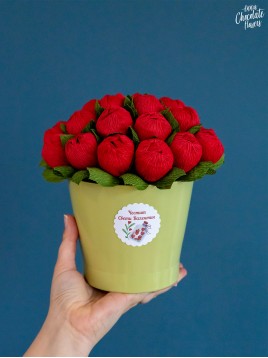 Букет в керамична кашпа "Red hortus"