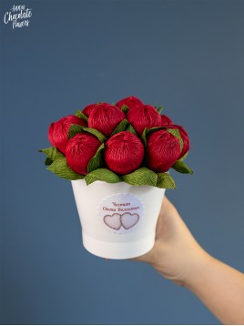 Букет в керамична кашпа "Bordo flores"