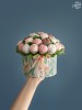 Букет цветя с шоколадови Трюфели в кръгла кутия "Cactus Paradisi"