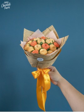 Букет в хартия с 19 цветя в слънчево жълто и оранжево "Oranges et Lemons"