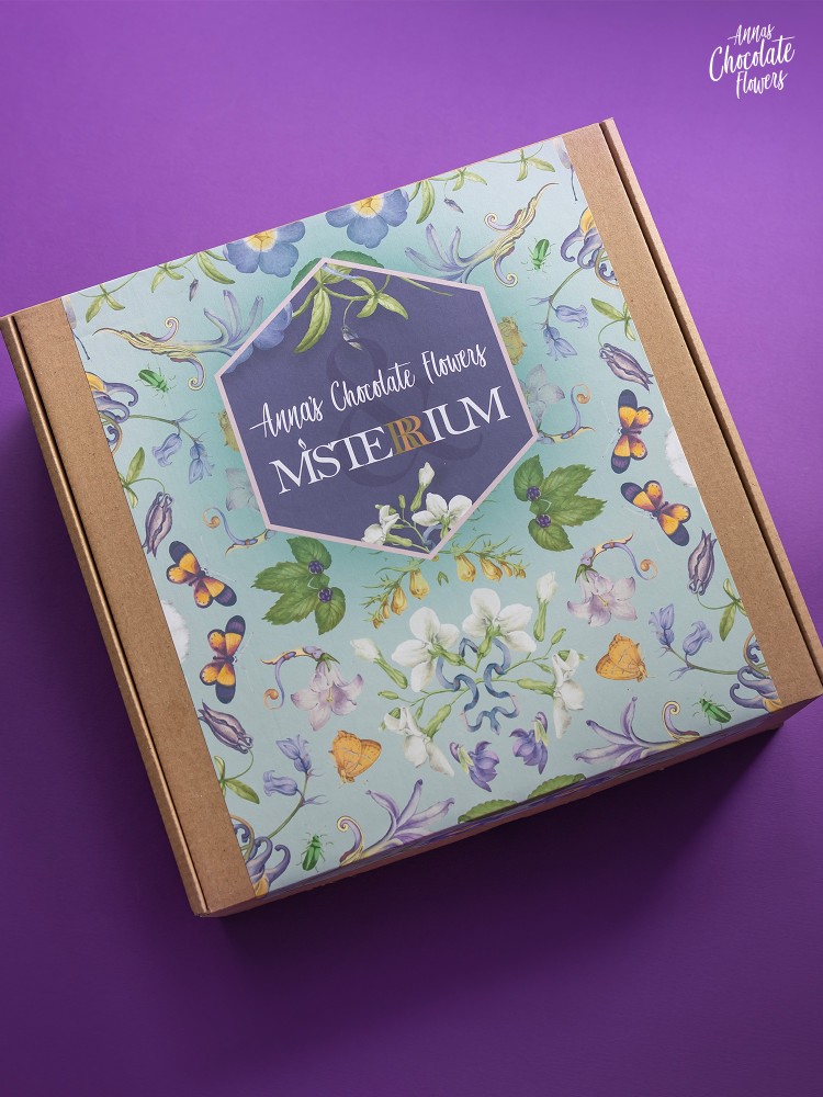 Подаръчна кутия Misterrium и Anna's Chocolate Flowers